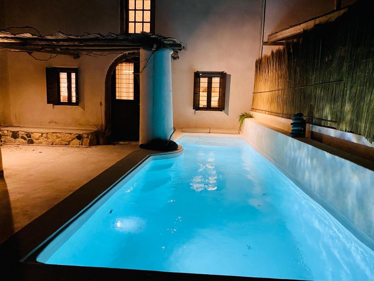 5* Canava Villas Emporio  Exterior foto