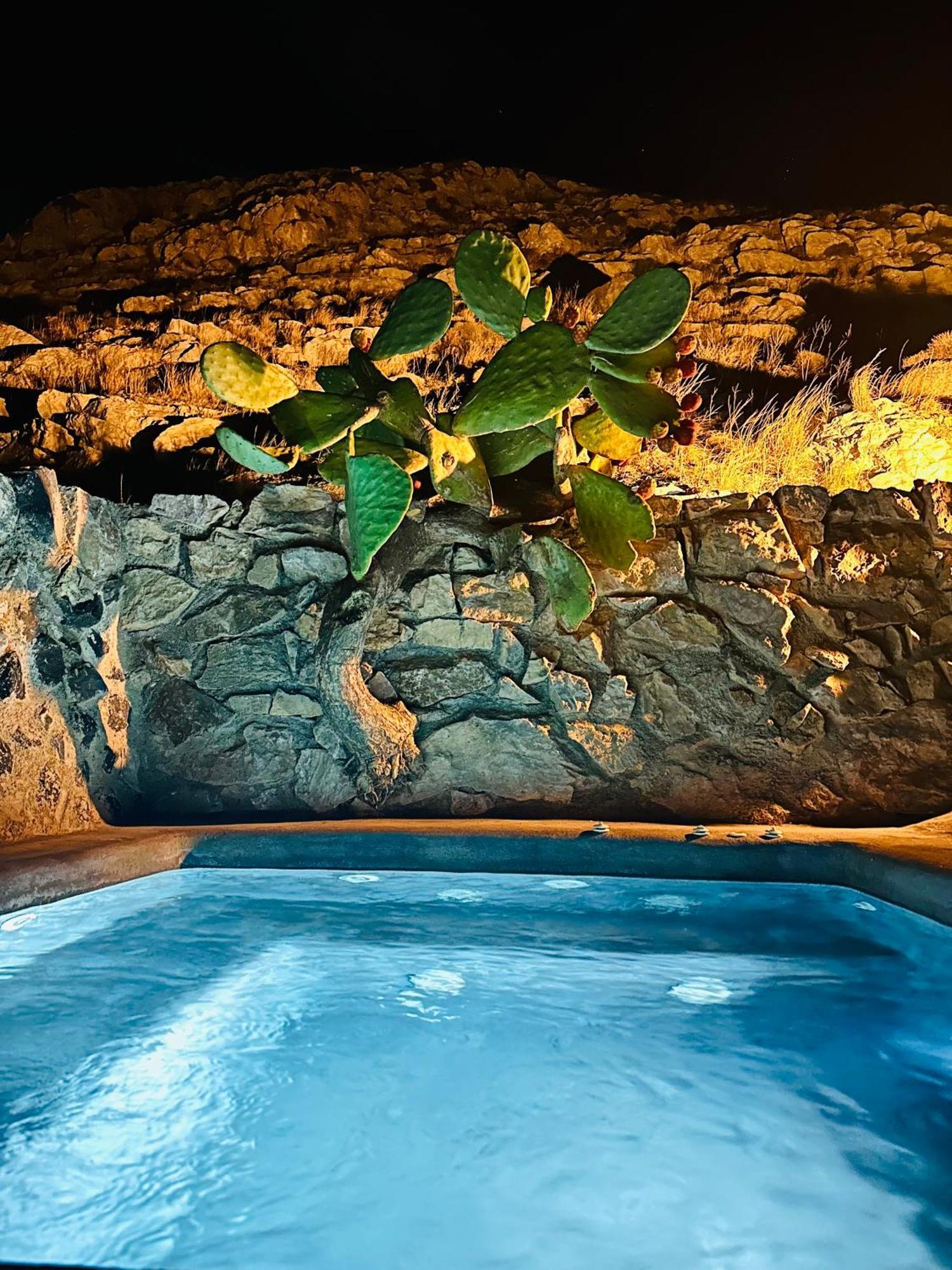 5* Canava Villas Emporio  Exterior foto